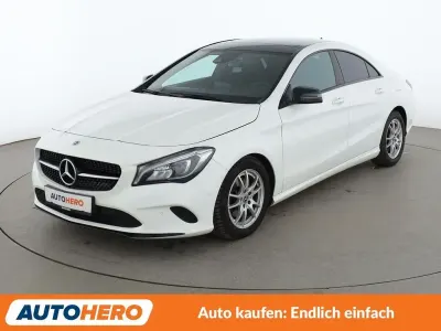 Gebraucht Mercedes CLA200 Urban 156 PS (114 kW) 2018 Weiß Limousine