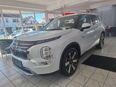 Neu Mitsubishi Outlander P-HEV Edition 306 PS (225 kW) 2025 Weiß SUV