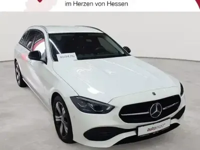 Gebraucht Mercedes C200 204 PS (150 kW) 2023 Polarweiß Kombi