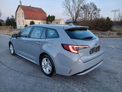 Gebraucht Toyota Corolla 122 PS (89 kW) 2022 Silber Limousine
