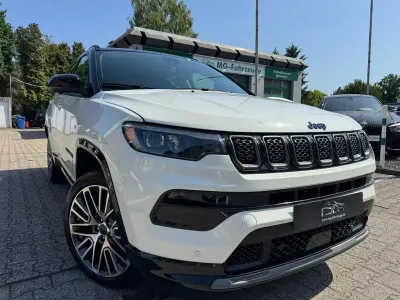 Neu Jeep Compass Summit 241 PS (177 kW) 2025 Weiß SUV