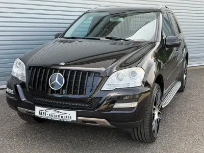 Gebraucht Mercedes ML350 272 PS (200 kW) 2009 Obsidianschwarz SUV