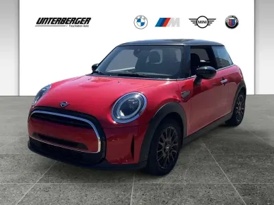 Gebraucht Mini Cooper 136 PS (100 kW) 2023 Chili red Kleinwagen