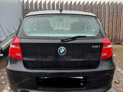 Gebraucht BMW 118 143 PS (105 kW) 2008 Schwarz Kleinwagen