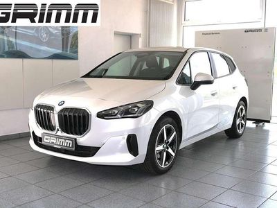 Gebraucht BMW 220 Active Tourer 156 PS (114 kW) 2024 Mineralweiss metallic Van / Kleinbus