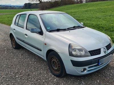 Gebraucht Renault Clio II Expression 75 PS (55 kW) 2002 Grau Limousine