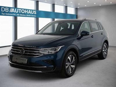 Second-hand VW Tiguan Elegance 245 CP (180 kW) 2022 Albastru SUV