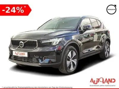 Neu Volvo XC40 Core 163 PS (119 kW) 2026 Schwarz SUV
