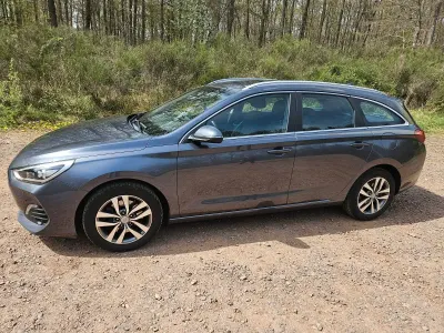 Gebraucht Hyundai i30 Trend 140 PS (102 kW) 2020 Grau Kombi