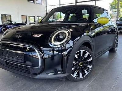 Second-hand Mini Cooper SE 135 kW (184 CP) 2023 Negru Hatchback