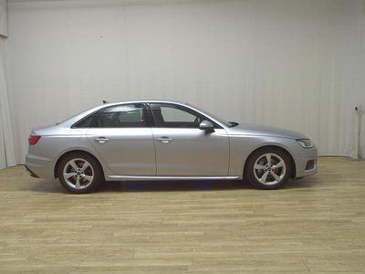 Silber Gebraucht 2021 Audi A4 Advanced Limousine | 24.480 € (Fairer Preis)
