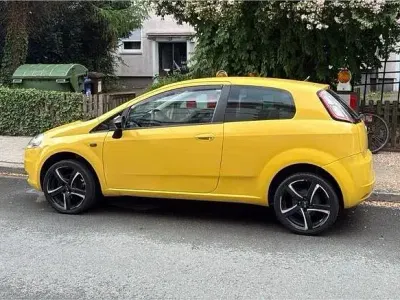 Gebraucht Fiat Punto 78 PS (57 kW) 2009 Gelb Kleinwagen