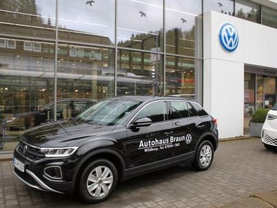 Second-hand VW T-Roc Basis 110 CP (80 kW) 2022 SUV