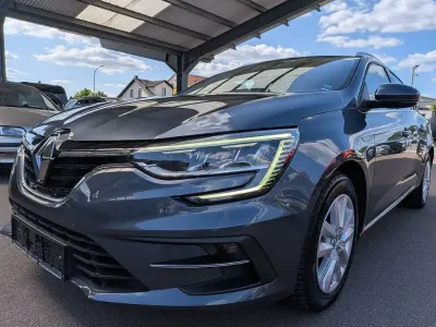 Gebraucht Renault Mégane II 114 PS (83 kW) 2021 Grau Limousine