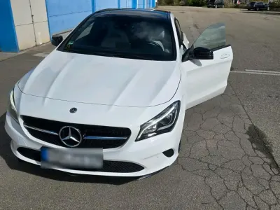 Gebraucht Mercedes CLA180 2019 Weiß Coupé