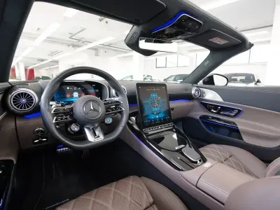 Gebraucht Mercedes SL43 AMG AMG Line Premium Plus 435 PS (319 kW) 2024 Schwarz Cabrio
