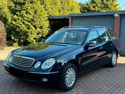 Gebraucht Mercedes E240 177 PS (130 kW) 2004 Blau Kombi