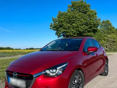 Gebraucht Mazda 2 Sports-Line 90 PS (66 kW) 2015 Rot Kleinwagen