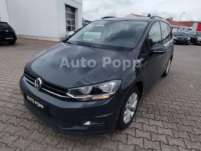 Gebraucht VW Touran Comfortline 150 PS (110 kW) 2016 Grau Van / Kleinbus