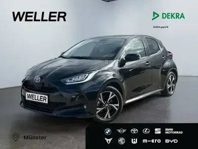Gebraucht Toyota Yaris Hybrid 116 PS (85 kW) 2025 Schwarz Kleinwagen