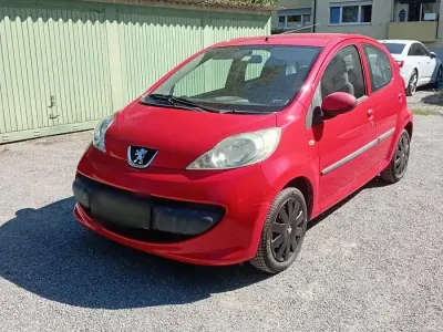 Gebraucht Peugeot 107 68 PS (50 kW) 2007 Rot Kleinwagen