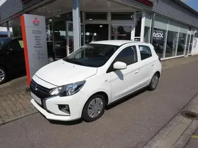 Gebraucht Mitsubishi Space Star Select 71 PS (52 kW) 2024 Other Kleinwagen