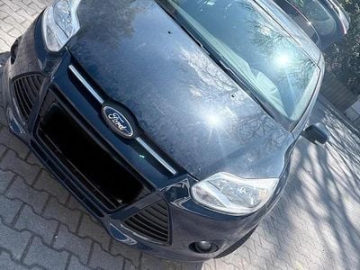 Usata Ford Focus 150 CV (110 kW) 2013 Blu Station wagon