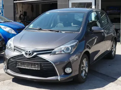 Gebraucht Toyota Yaris Comfort 99 PS (72 kW) 2014 Grau Kleinwagen