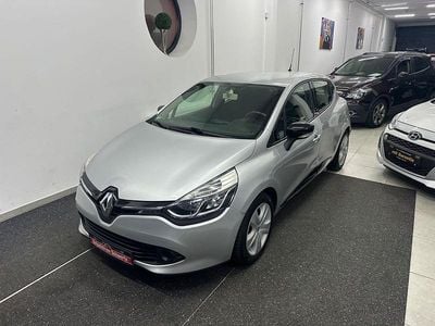 Gebraucht Renault Clio IV Luxe 73 PS (53 kW) 2014 Silber Kleinwagen