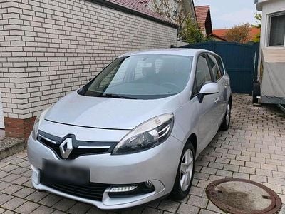 Second-hand Renault Grand Scénic III 110 CP (80 kW) 2014 Argintiu Monovolum