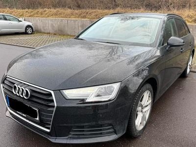 Gebraucht Audi A4 150 PS (110 kW) 2017 Schwarz Kombi