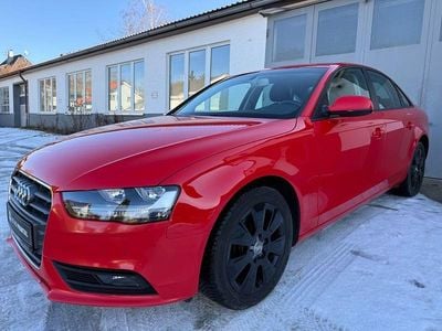 Rot Gebraucht 2013 Audi A4 Attraction Limousine | 13.790 € (Etwas zu teuer)