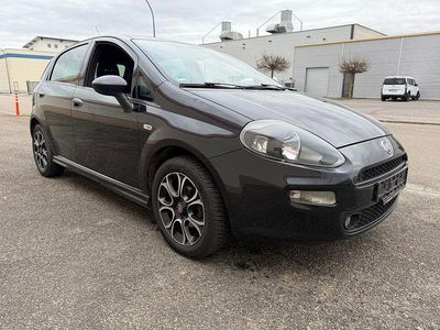 Gebraucht Fiat Punto Pop 69 PS (50 kW) 2013 Schwarz Kleinwagen