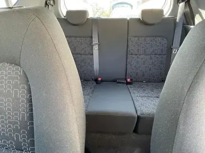 Gebraucht Mitsubishi Colt Edition 75 PS (55 kW) 2011 Weiß Kleinwagen