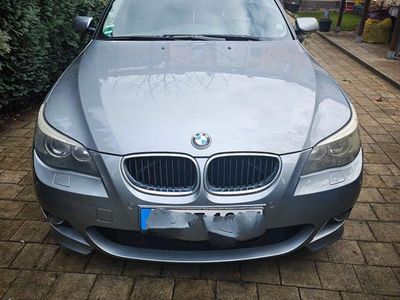 Gebraucht BMW 520 Sport Line 163 PS (119 kW) 2006 Grau Limousine