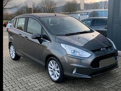 Gebraucht Ford Focus 100 PS (73 kW) 2016 Grau Van / Kleinbus