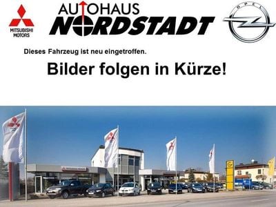 Weiß Gebraucht 2023 Mitsubishi Space Star Select Limousine | 11.490 € (Fairer Preis)