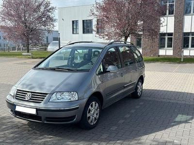 Gebraucht VW Sharan Comfortline 131 PS (96 kW) 2005 Grau Van / Kleinbus