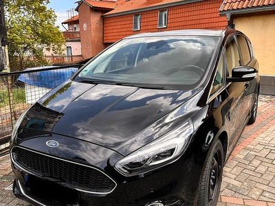Usata Ford S-MAX 180 CV (132 kW) 2017 Nero Monovolume