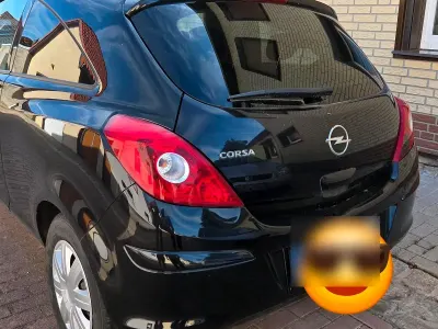 Gebraucht Opel Corsa 80 PS (58 kW) 2010 Schwarz Kleinwagen