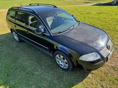 Gebraucht VW Passat Basis 131 PS (96 kW) 2004 Schwarz Kombi