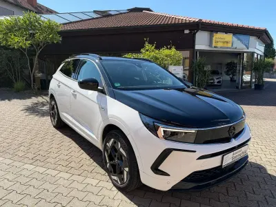 Gebraucht Opel Grandland X GSe 300 PS (220 kW) 2024 Weiß SUV