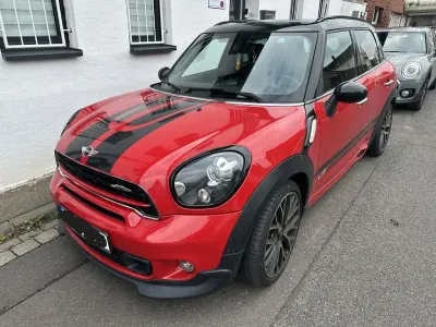 Second-hand Mini John Cooper Works Countryman 218 CP (160 kW) 2015 Roșu SUV