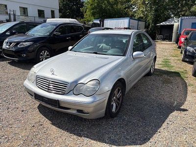 Mercedes C240