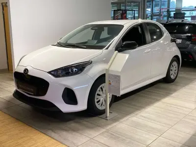Neu Mazda 2 Prime-Line 92 PS (67 kW) 2025 Lunar white Kleinwagen