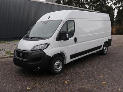 Gebraucht Fiat Ducato 140 PS (102 kW) 2023 (ducato weiß (549)/weiß) Van