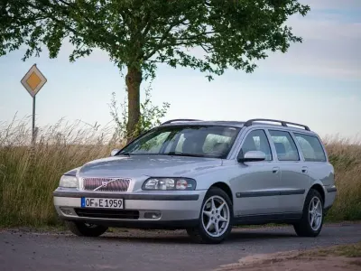 Gebraucht Volvo V70 Comfort 163 PS (119 kW) 2003 Silber Kombi