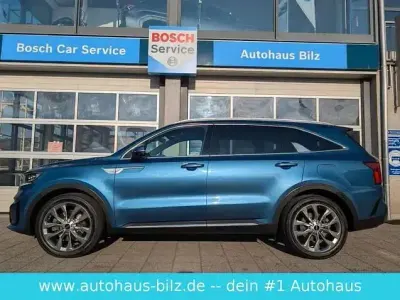 Second-hand Kia Sorento Platinum 201 CP (147 kW) 2022 Albastru SUV