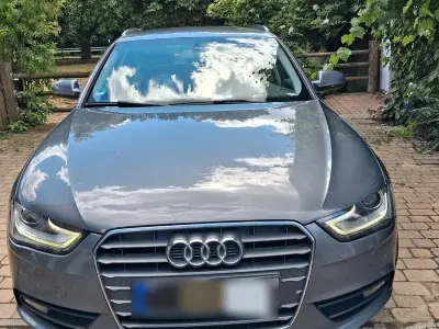 Gebraucht Audi A4 Attraction 177 PS (130 kW) 2014 Grau Kombi
