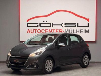 Gebraucht Peugeot 208 Active 68 PS (50 kW) 2017 Grau Kleinwagen